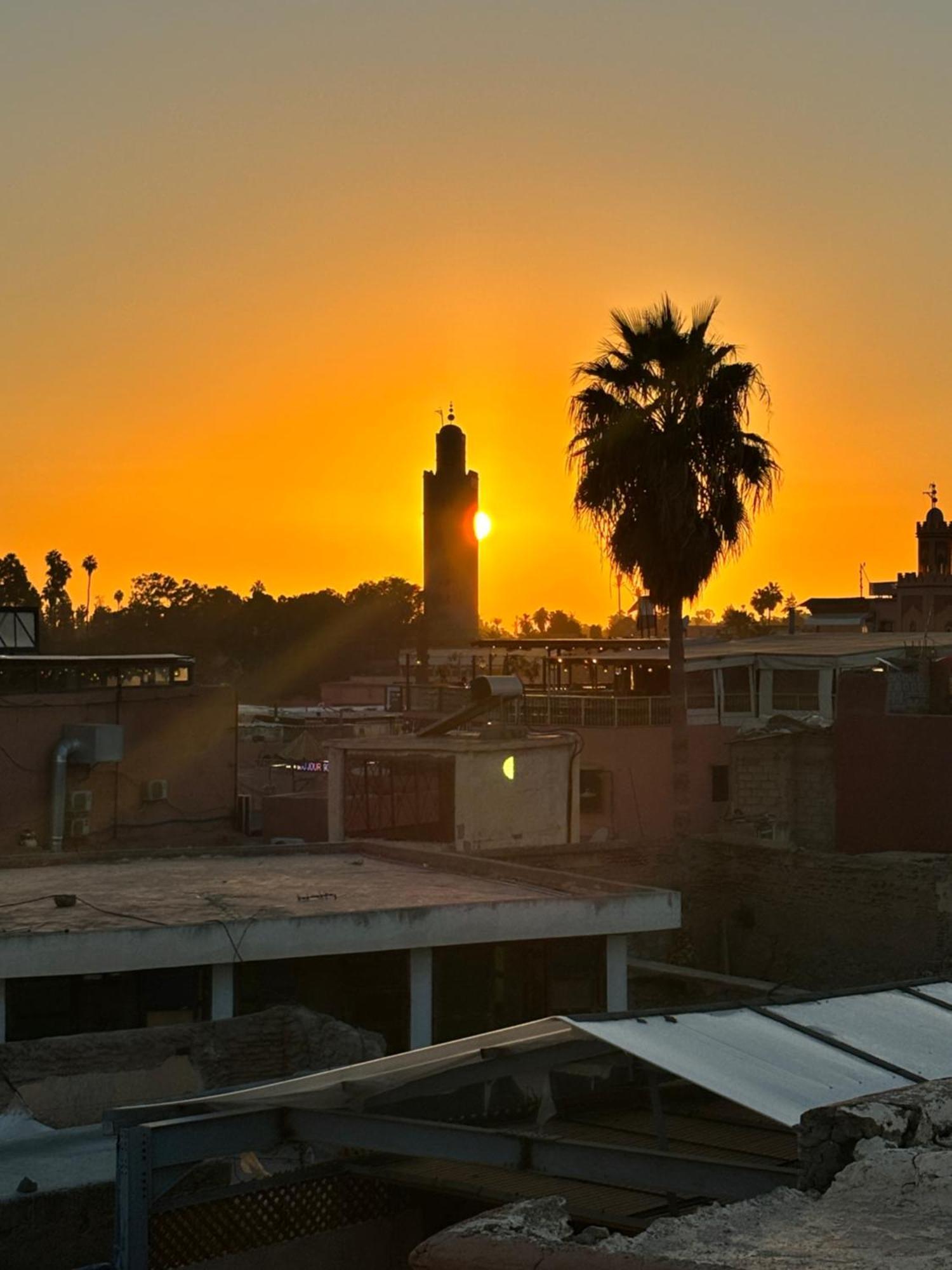 Dar Kamilya Apartment Marrakesh Bagian luar foto