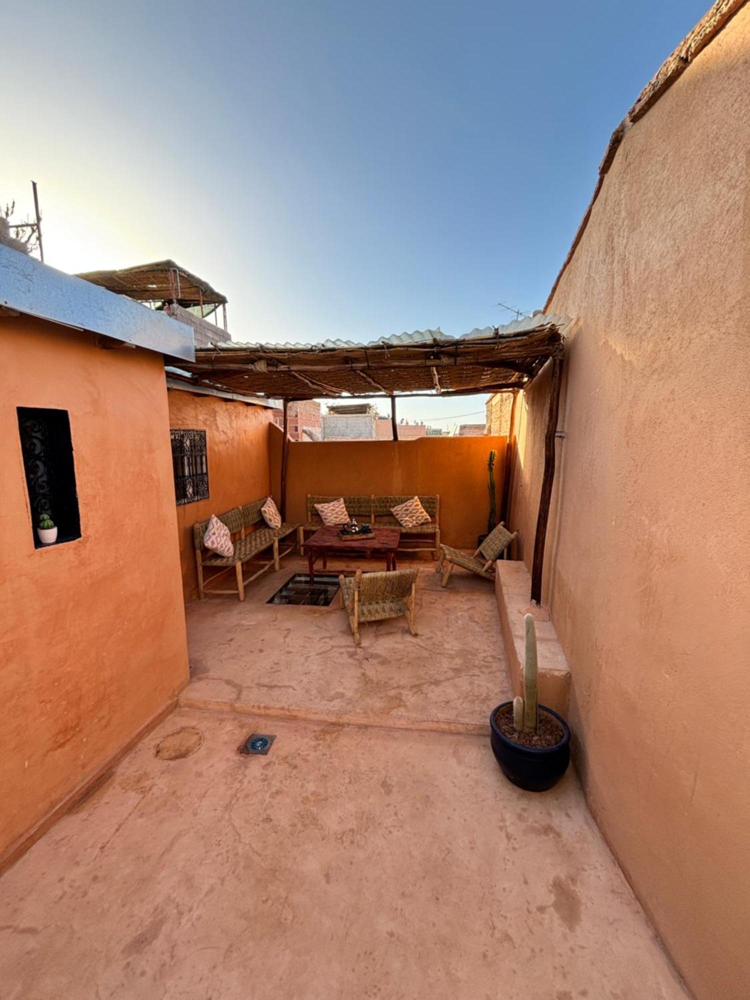 Dar Kamilya Apartment Marrakesh Bagian luar foto