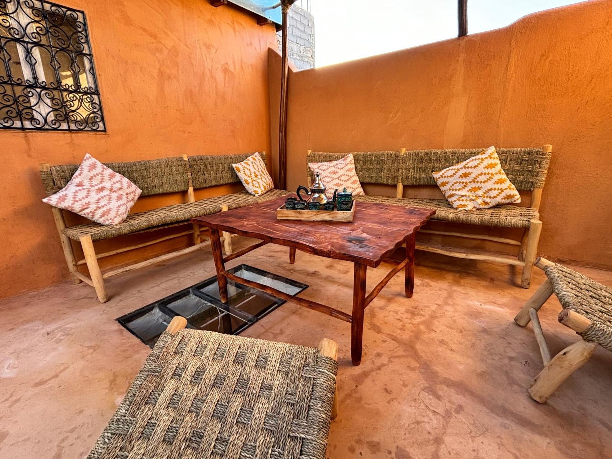 Dar Kamilya Apartment Marrakesh Bagian luar foto